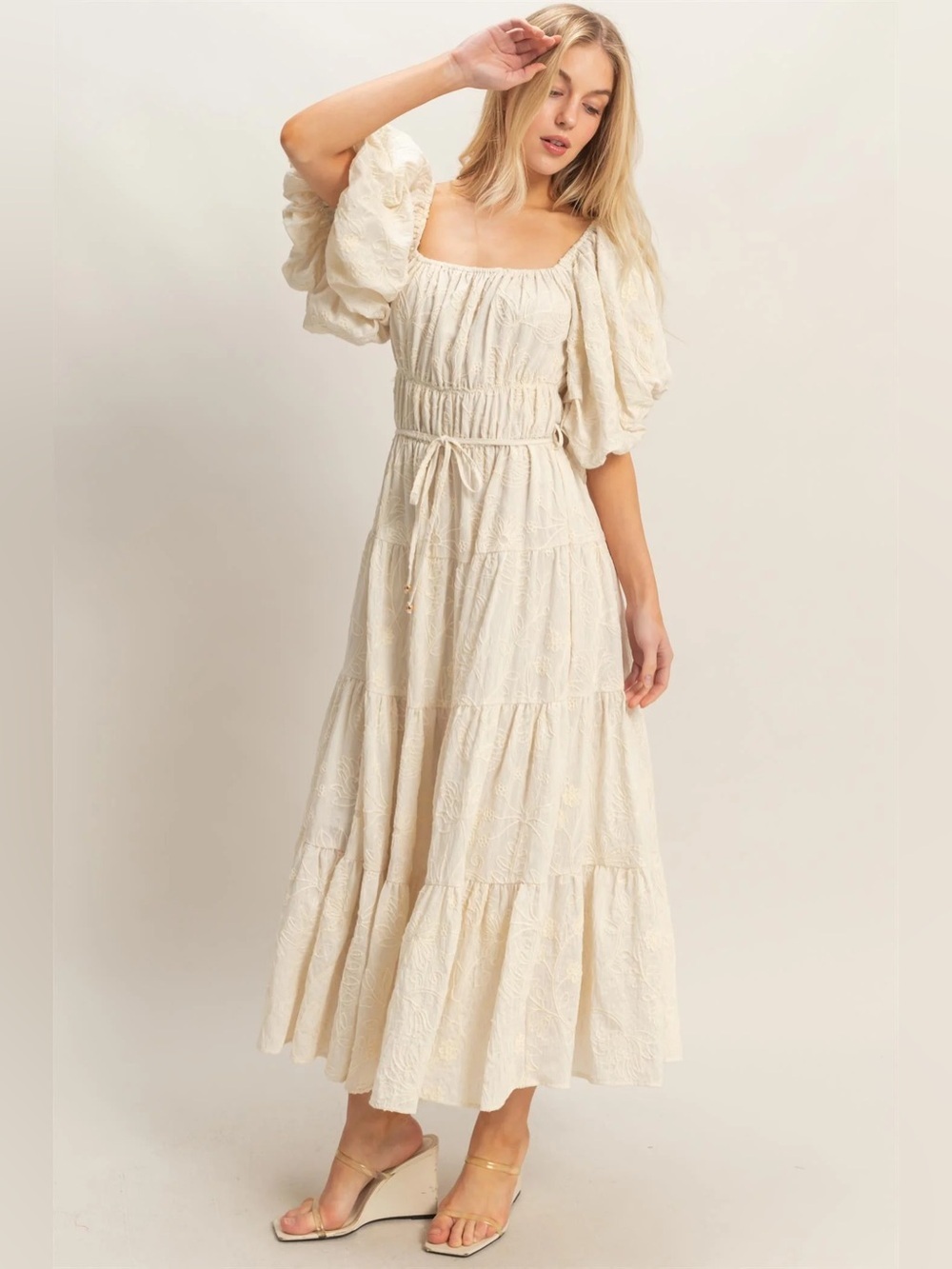 NEW HYFVE Cream Floral Puff Sleeve Maxi Dress Size Small Smocked Waist Tiered